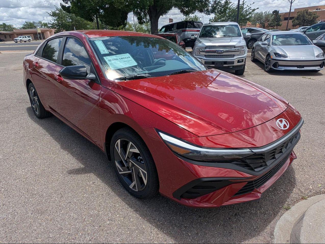 2025 Hyundai Elantra Hybrid SEL Sport photo 8