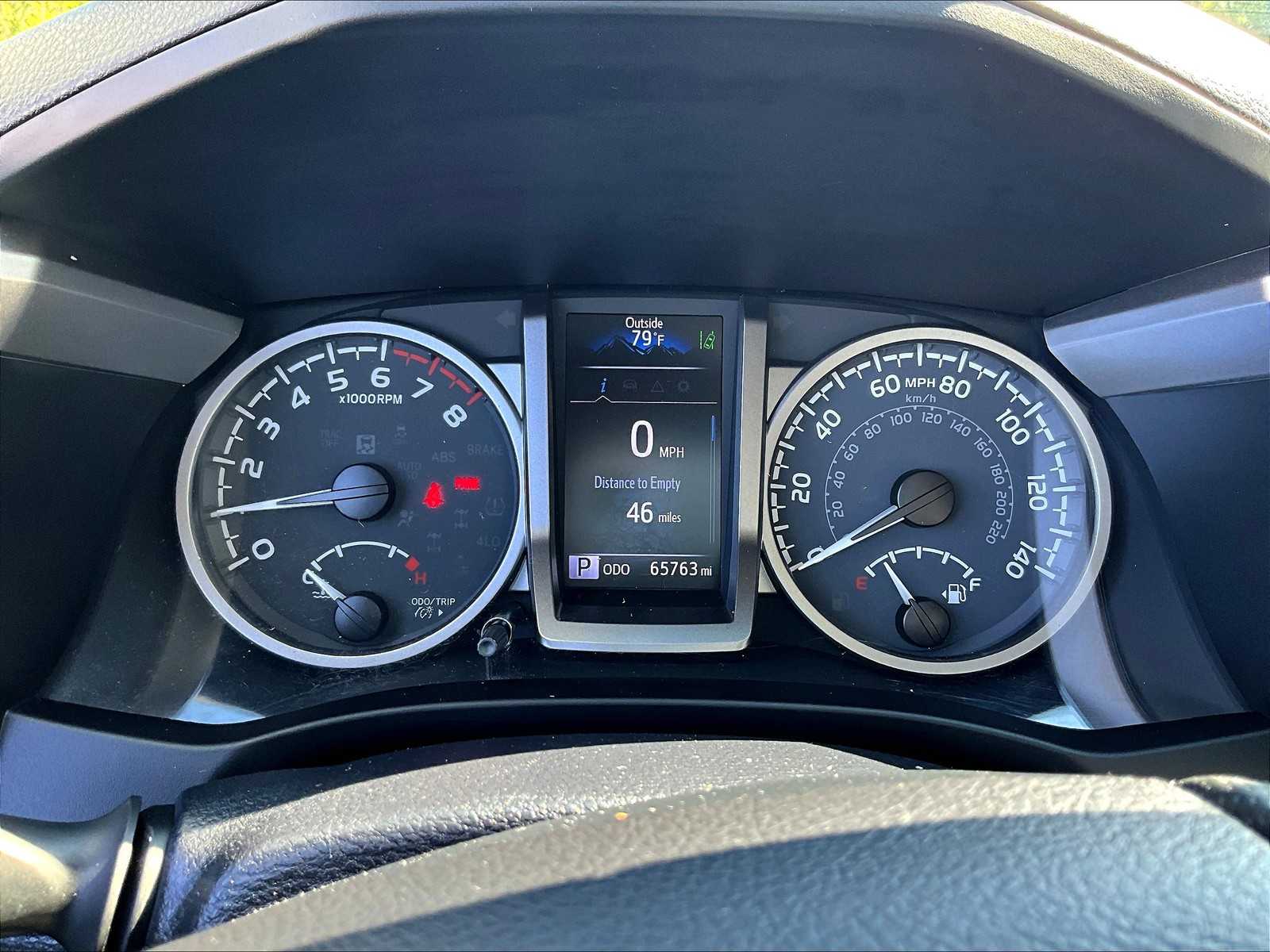 2021 Toyota Tacoma SR5 photo 24