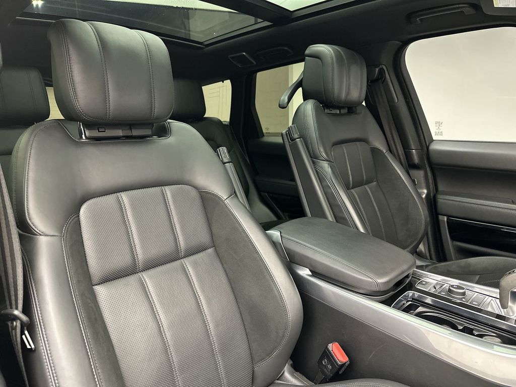 2021 Land Rover Range Rover Sport HST photo 9