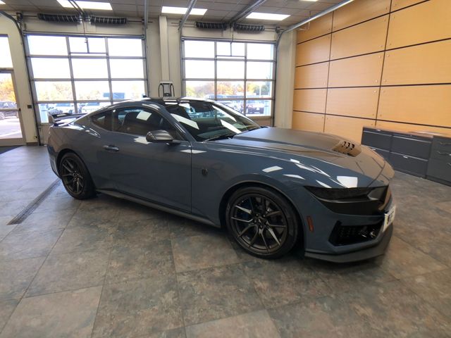 2024 Ford Mustang Dark Horse's photo