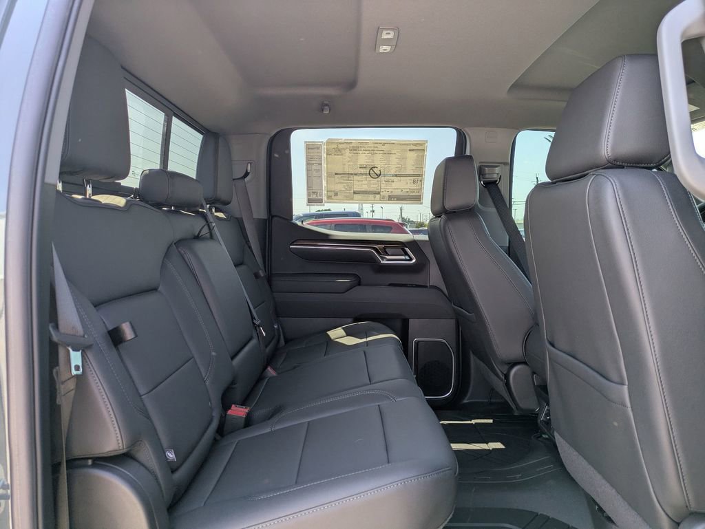 2025 Chevrolet Silverado 1500 LT photo 25