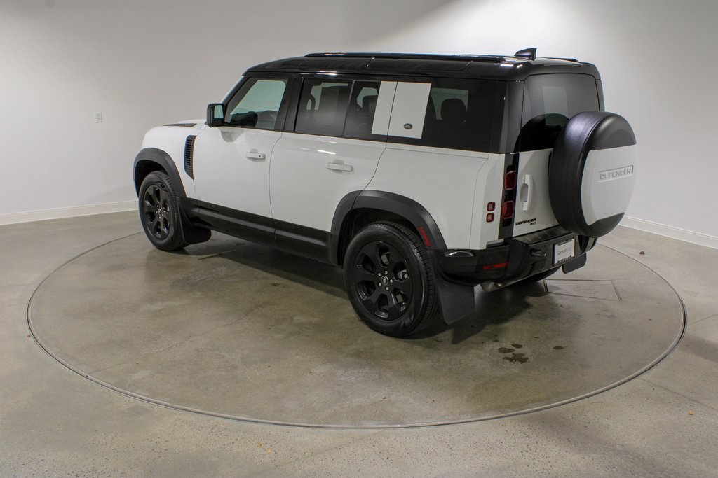 2023 Land Rover Defender 110 X-Dynamic SE photo 3