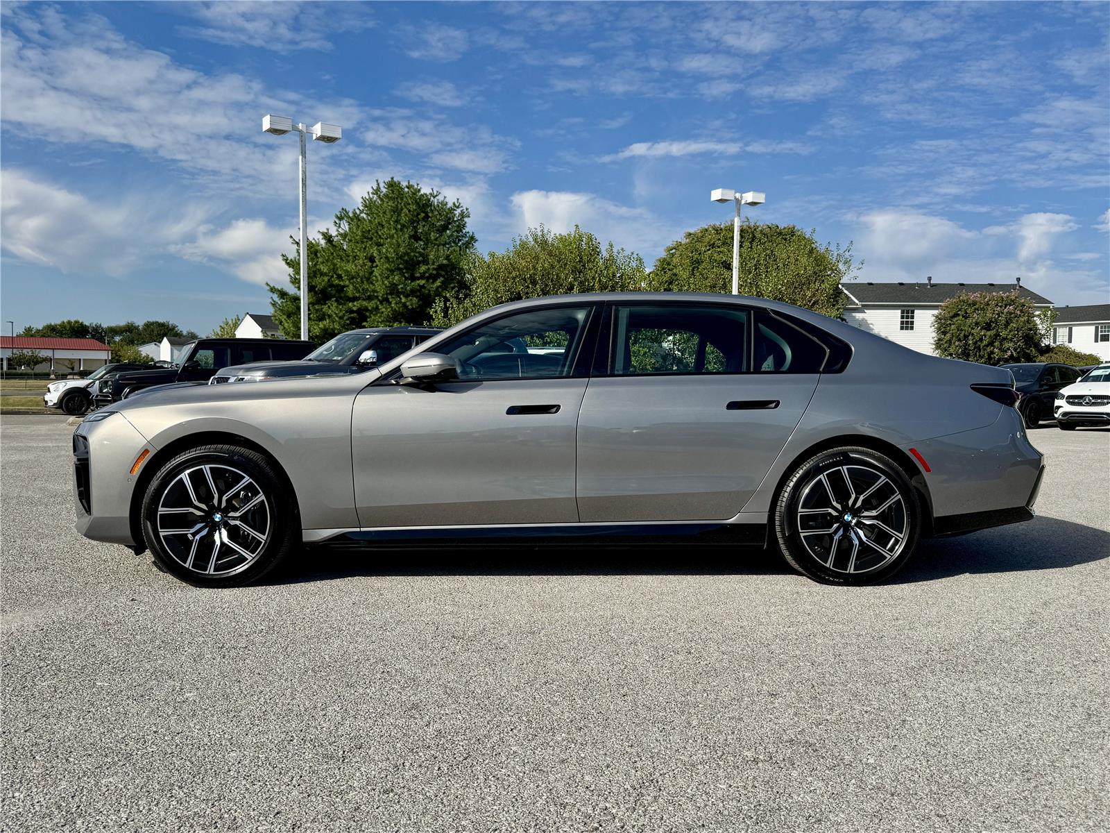 Used 2024 BMW i7 Base with VIN WBY43EJ06RCR21069 for sale in Bowling Green, KY