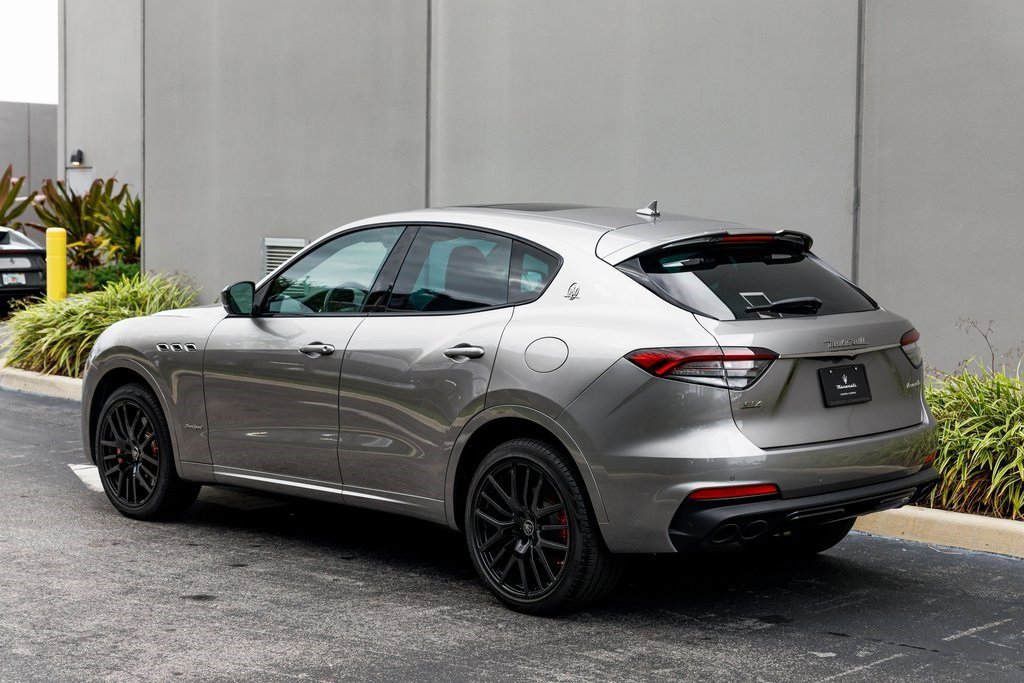 2021 Maserati Levante GranSport photo 2