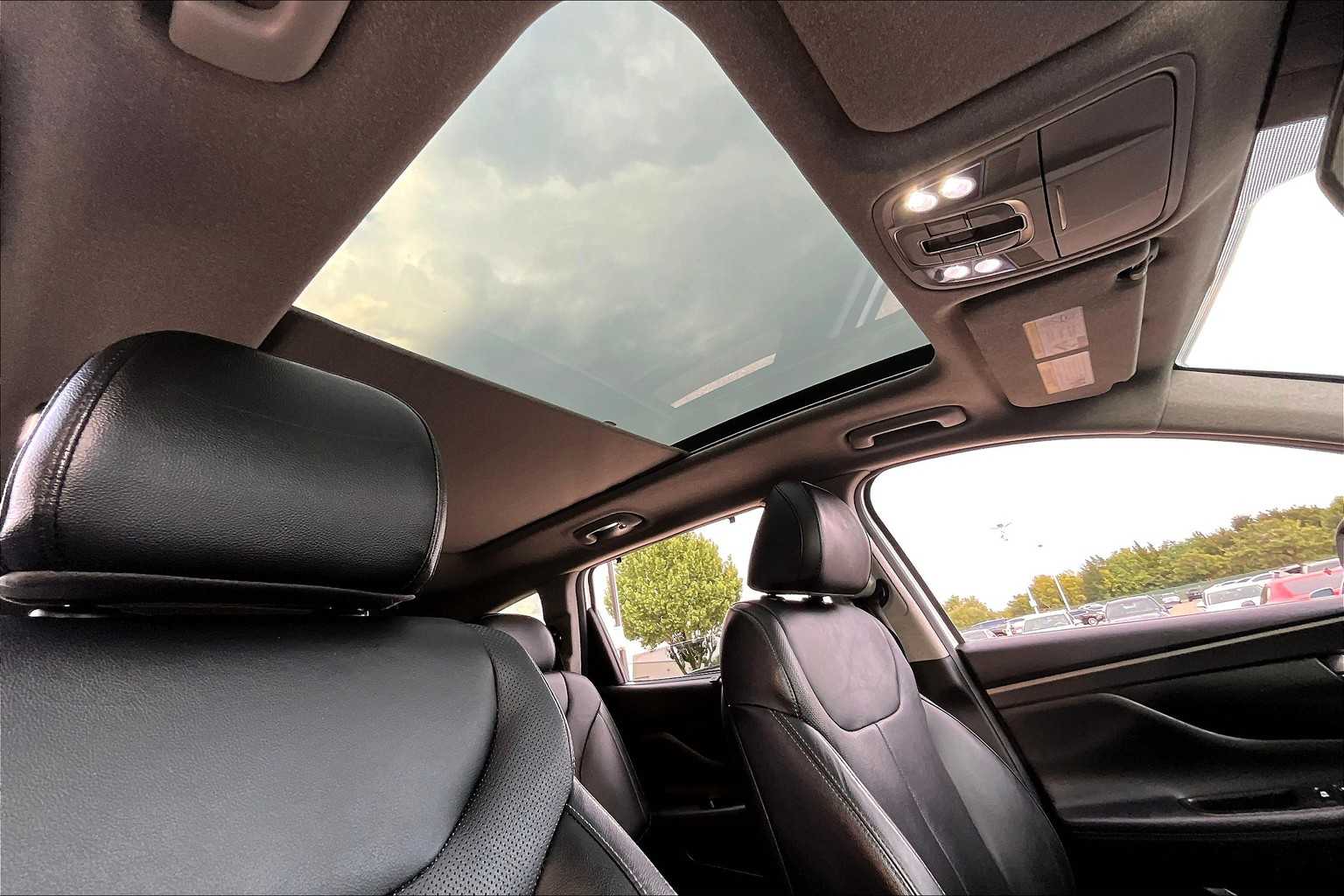 2019 Hyundai Santa Fe Ultimate photo 12