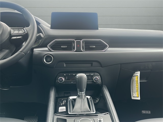 2025 Mazda CX-5 2.5 Select photo 22
