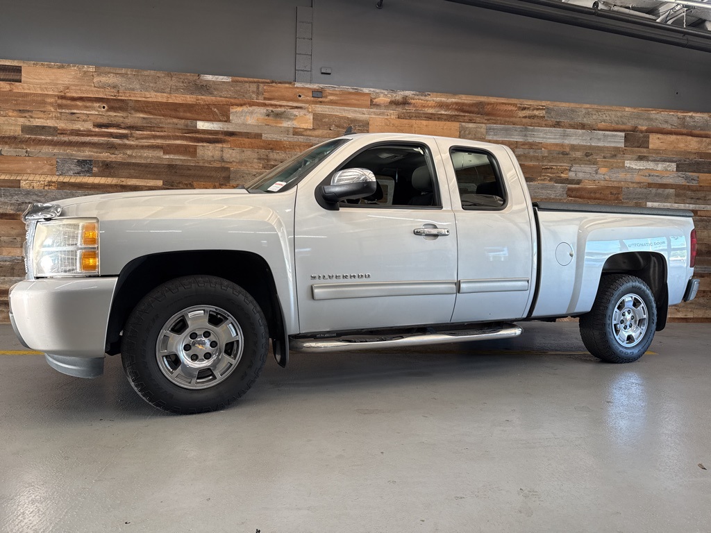 2010 Chevrolet Silverado 1500 LT photo 18
