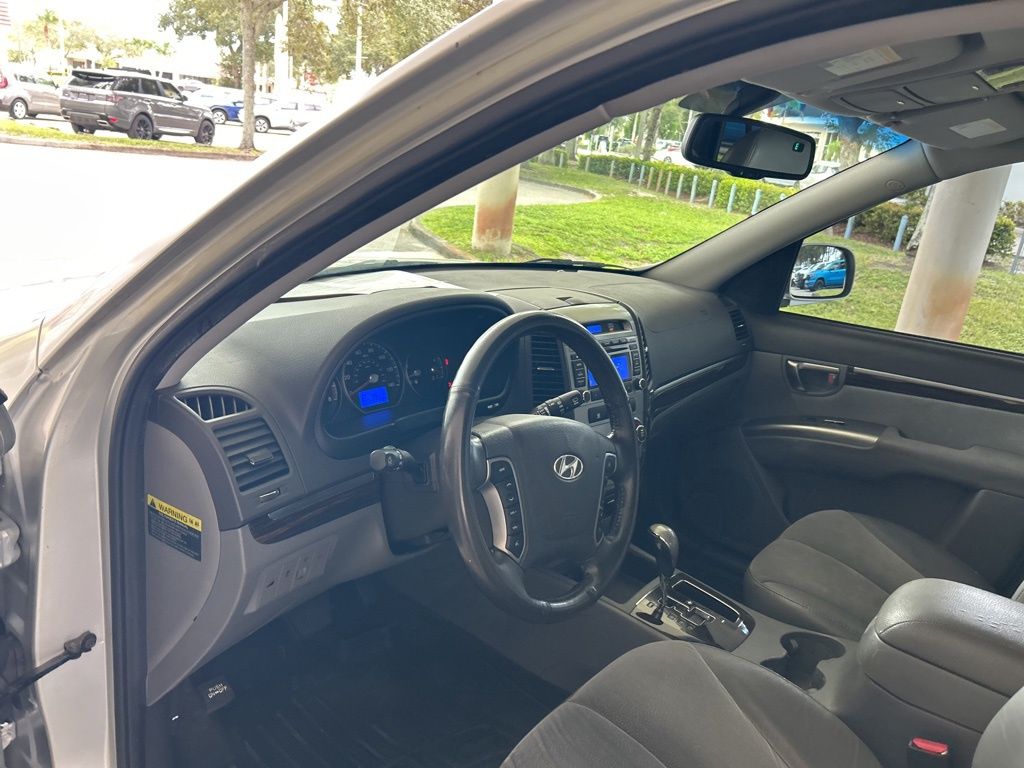 2012 Hyundai Santa Fe SE photo 4