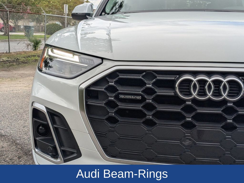 2022 Audi Q5 S line Premium 45 TFSI photo 3
