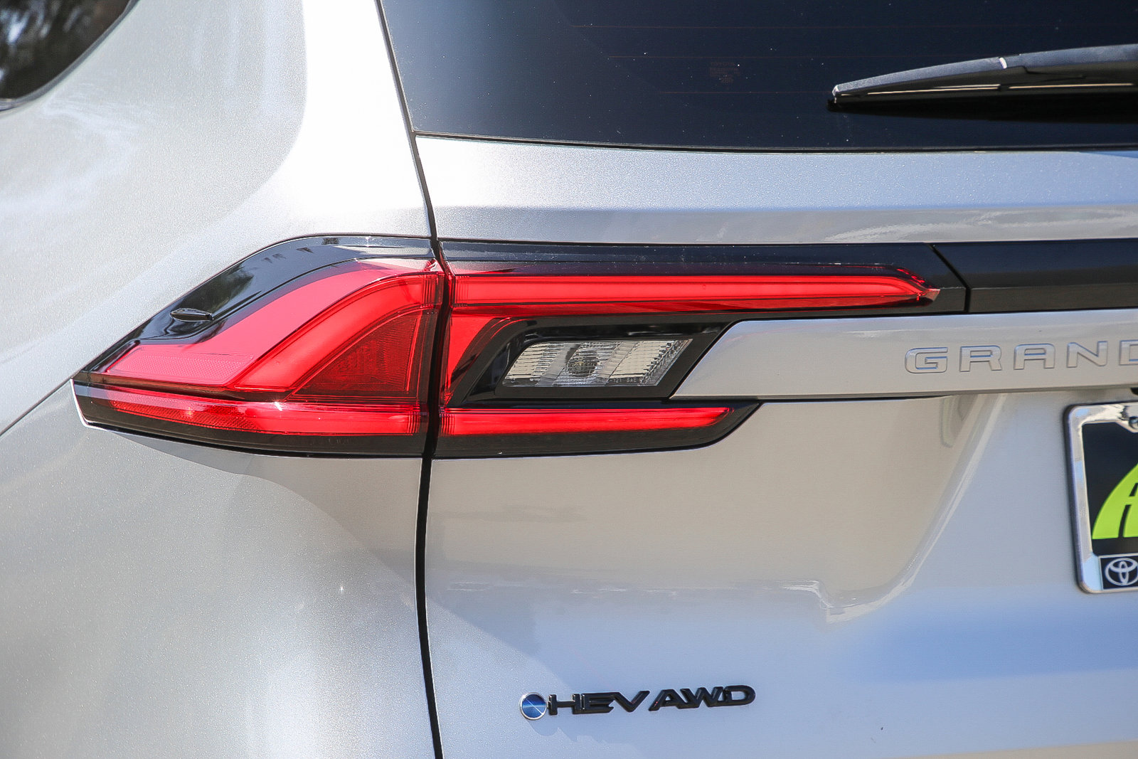 2024 Toyota Grand Highlander Limited photo 8