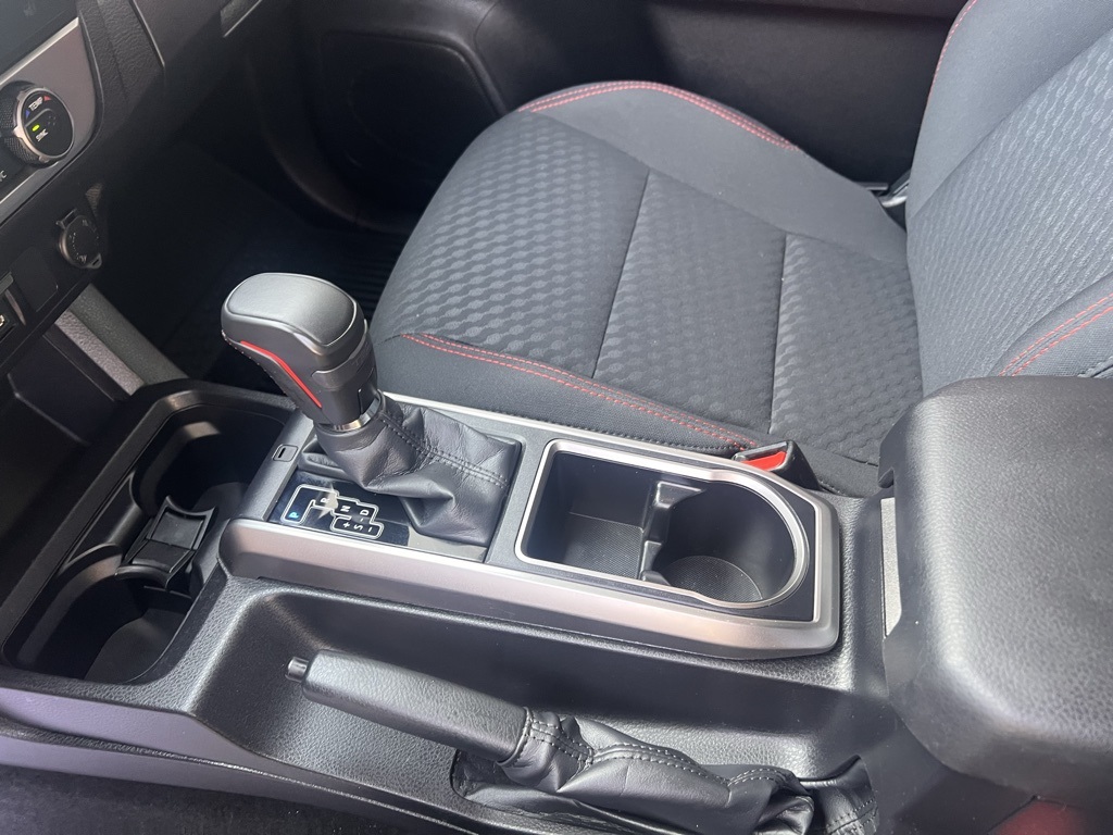 2023 Toyota Tacoma SR5 photo 34