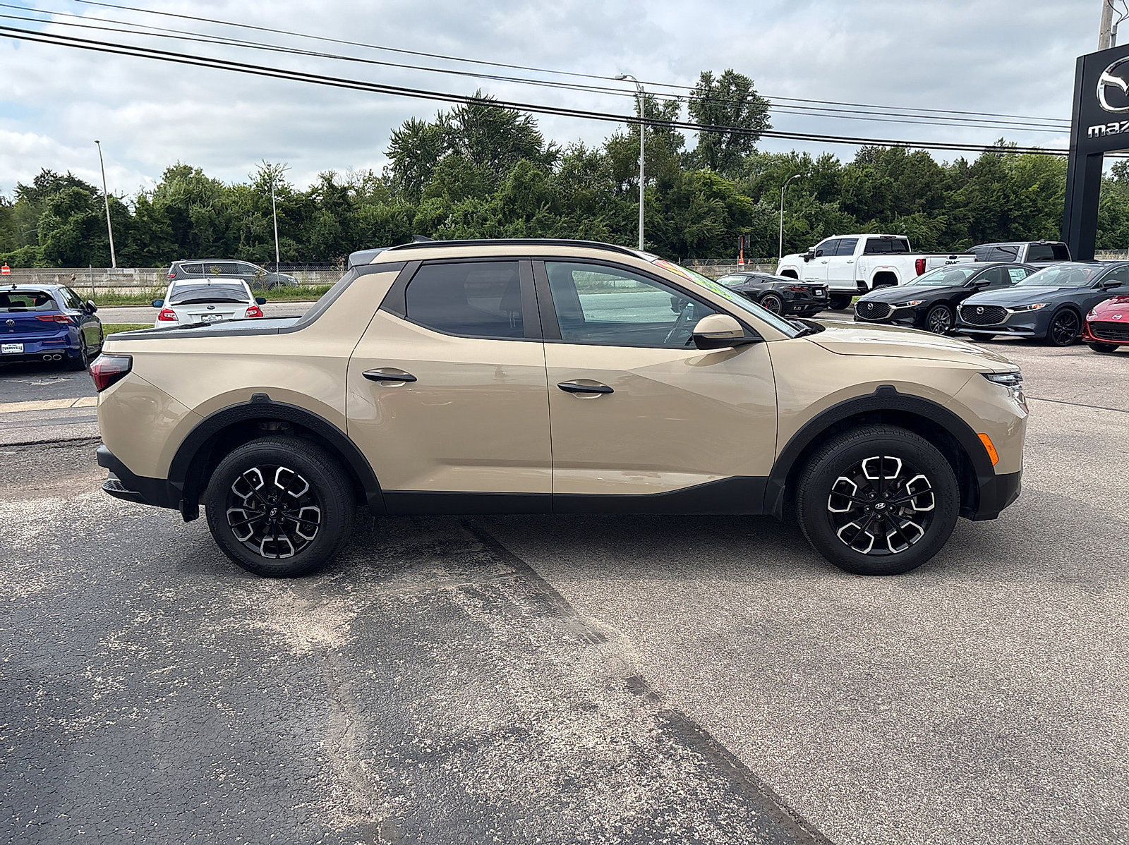 2023 Hyundai Santa Cruz SEL photo 2