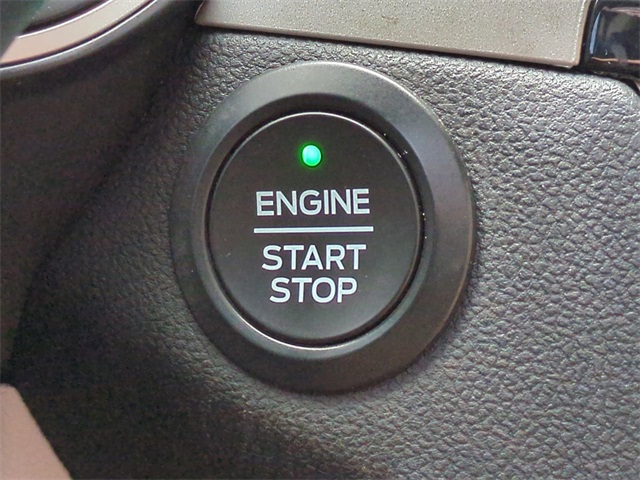 2020 Ford Escape SE photo 26