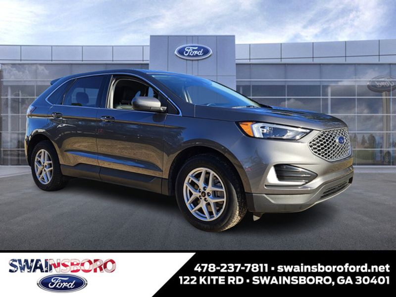 2023 Ford Edge SEL's photo