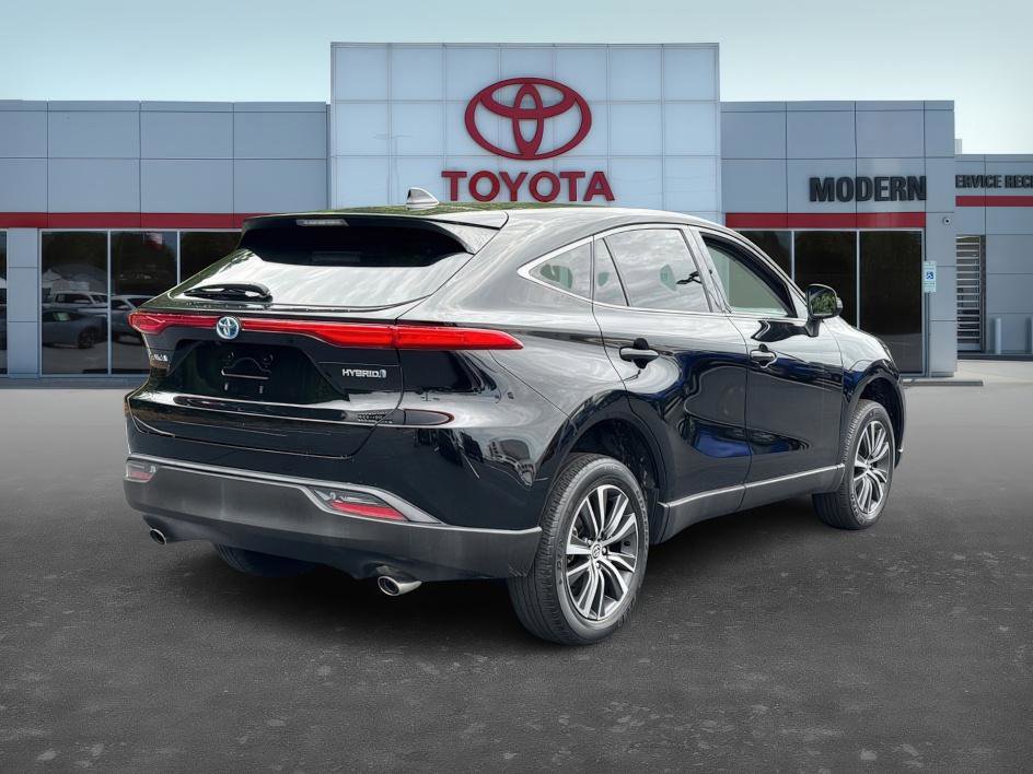 2022 Toyota Venza LE photo 4