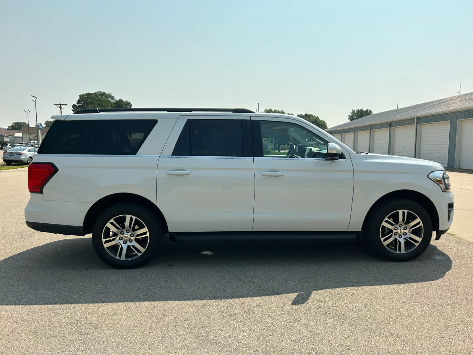2024 Ford Expedition MAX XLT photo 5