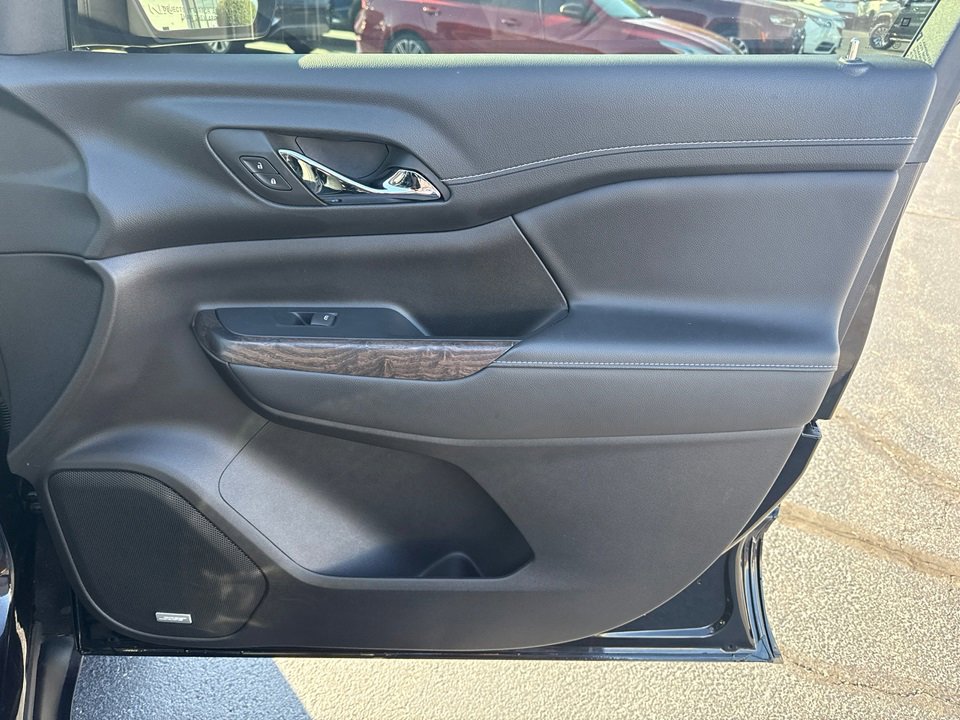 2023 Gmc Acadia Denali photo 38