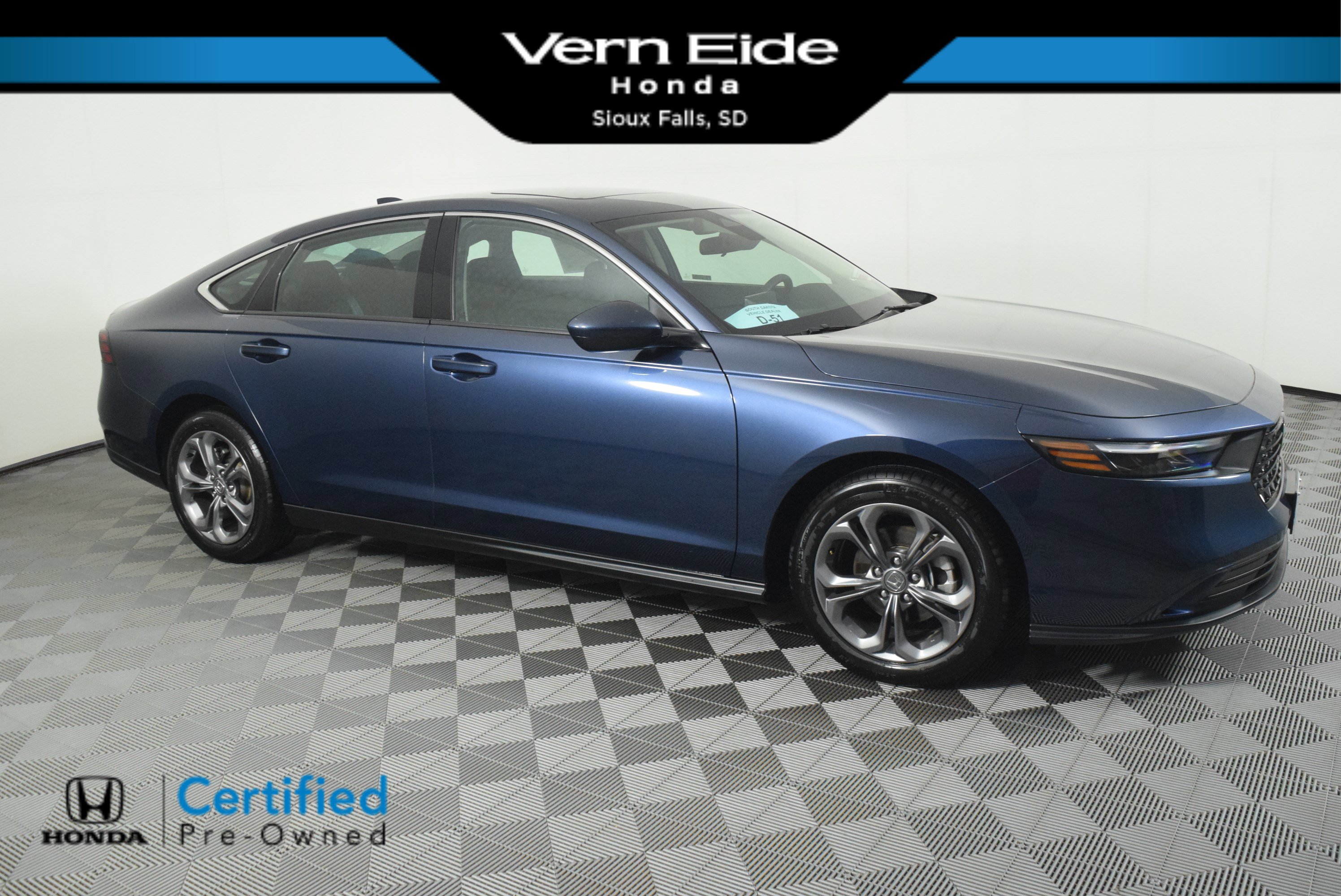 2024 Honda Accord EX's photo