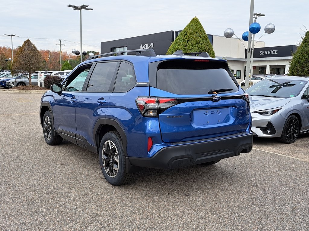 2026 Subaru Forester Premium photo 4