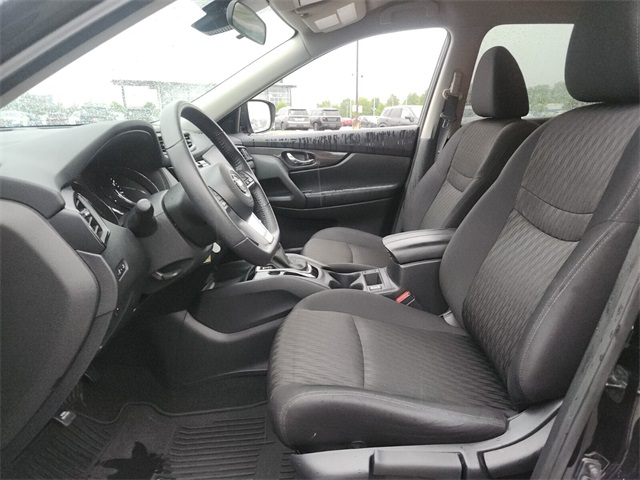 2019 Nissan Rogue S photo 9