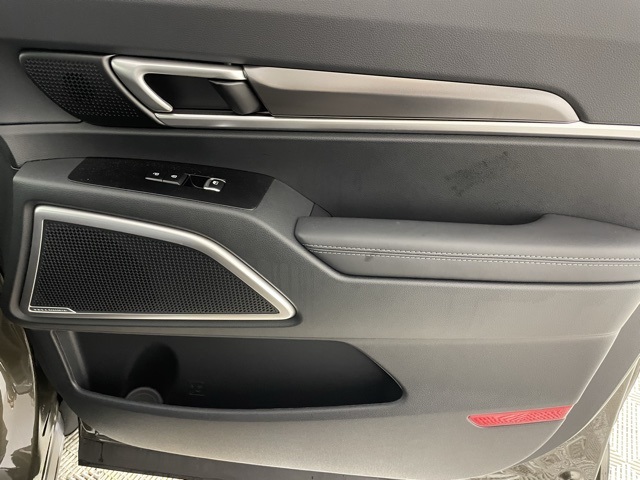 2025 Kia Telluride S photo 41