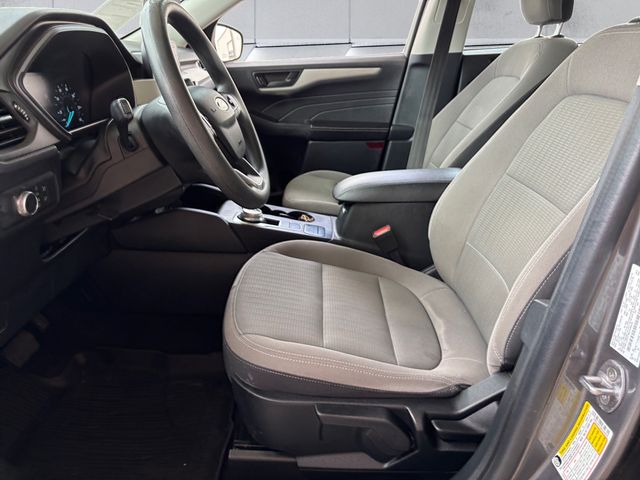 2021 Ford Escape S photo 7
