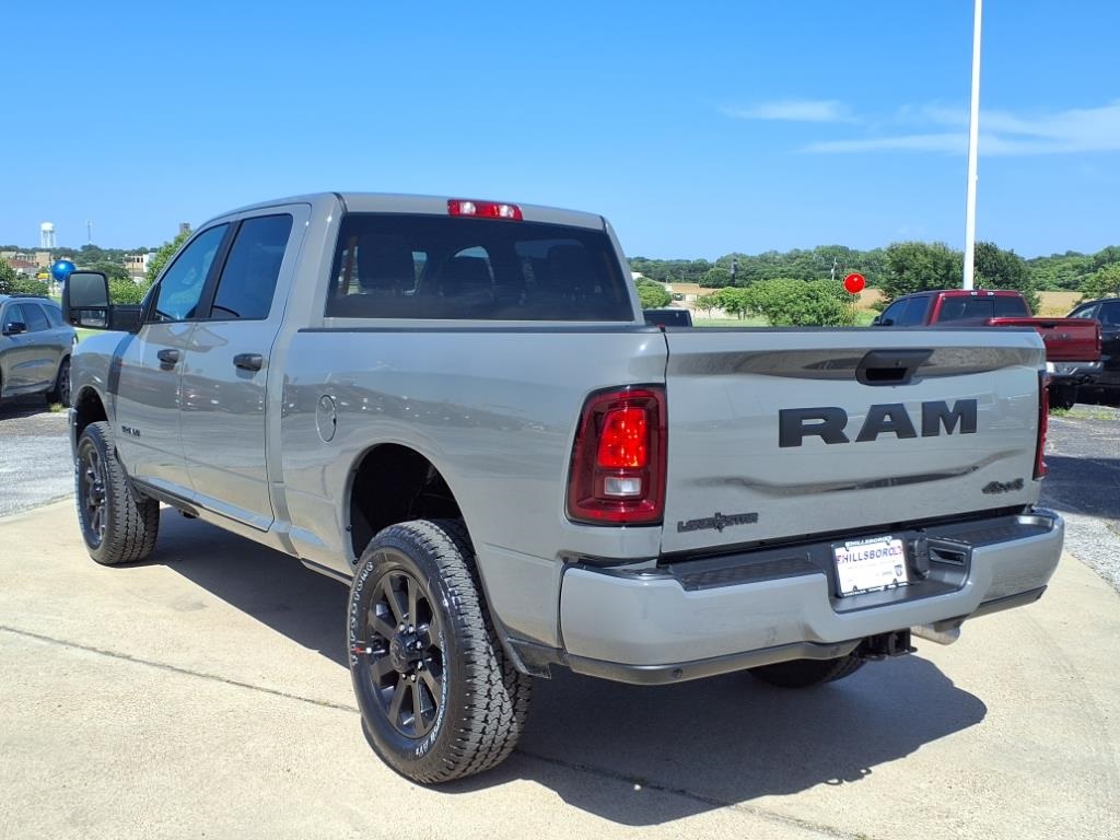 2025 Ram 2500 Big Horn photo 5
