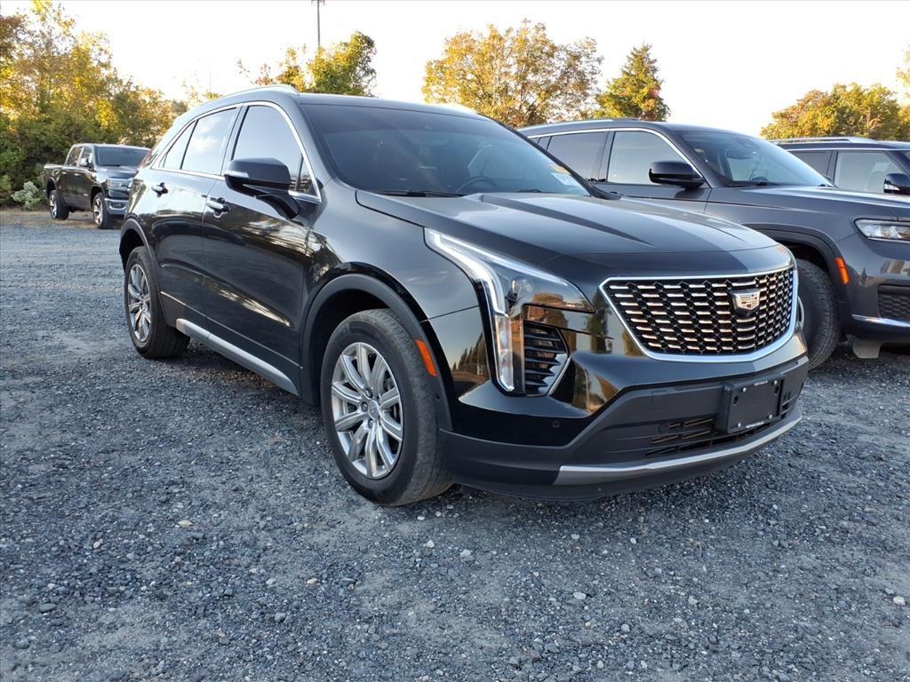 2022 Cadillac XT4 Premium Luxury photo 4