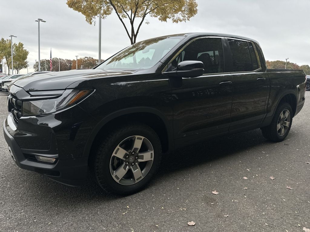 2025 Honda Ridgeline RTL photo 3