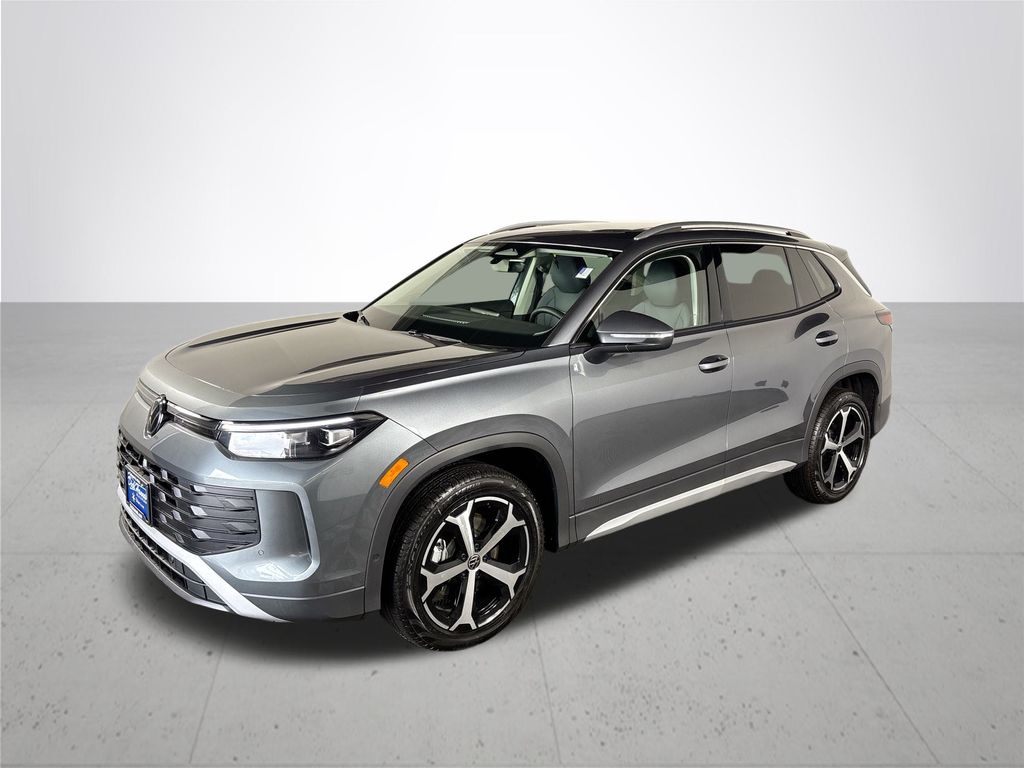 2026 Volkswagen Tiguan SE photo 2