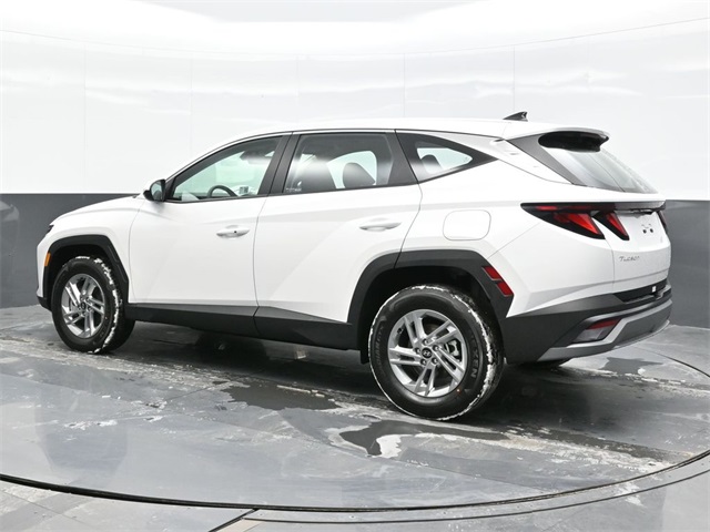2025 Hyundai Tucson SE photo 3