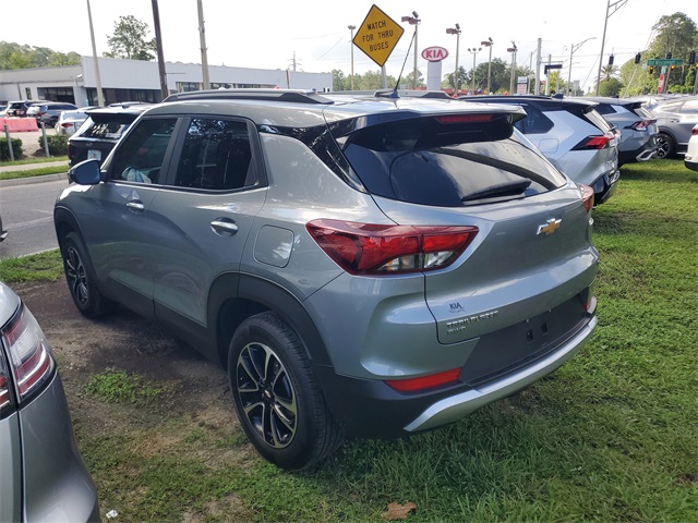 2024 Chevrolet Trailblazer LT photo 3