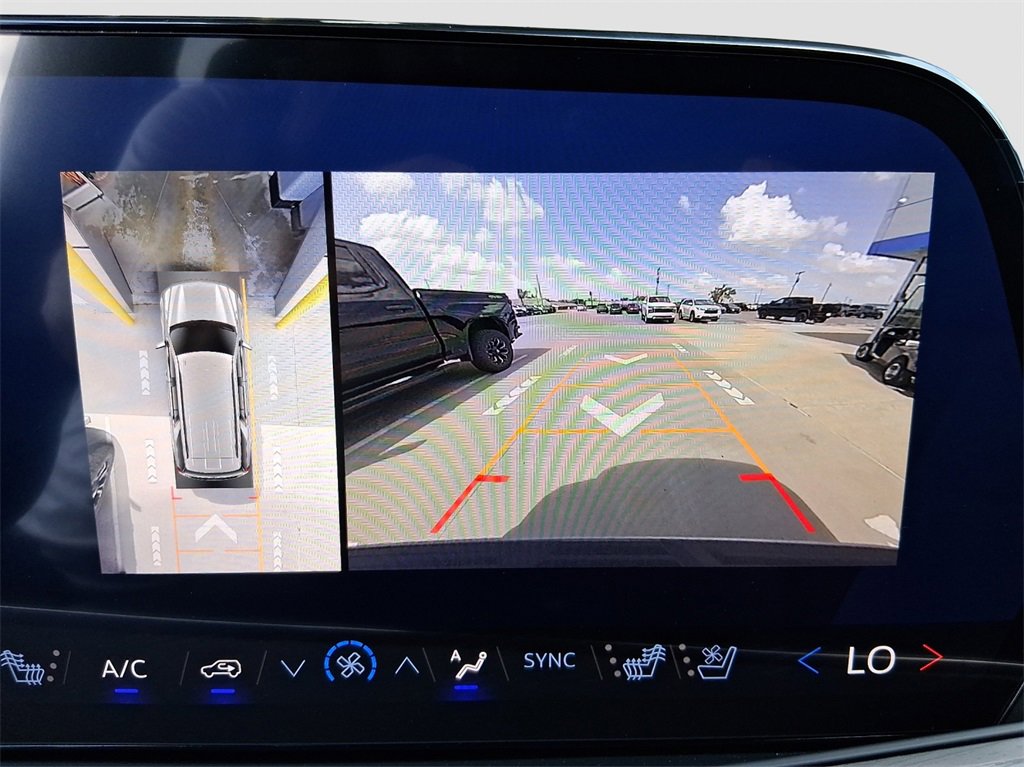 2025 Chevrolet Tahoe Premier photo 19