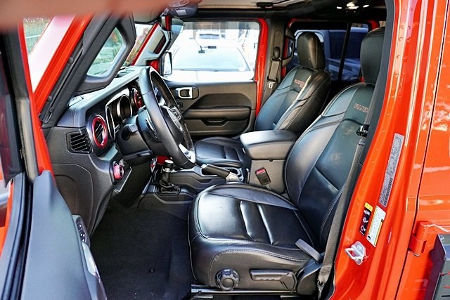 Certified Used 2022 Red Jeep Unlimited Rubicon 392 image 19