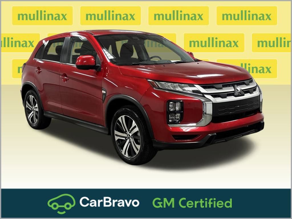 2024 Mitsubishi Outlander Sport ES's photo