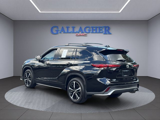 2022 Toyota Highlander XSE photo 5