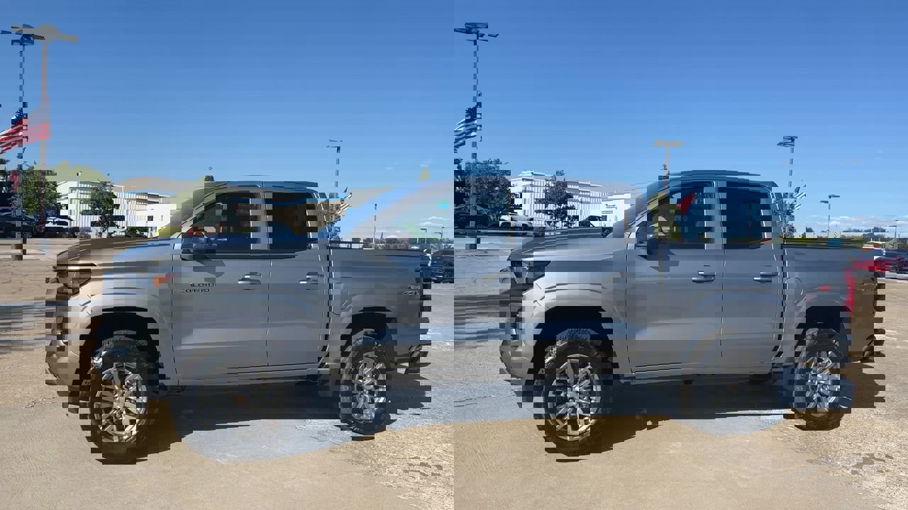 2026 Chevrolet Colorado LT photo 5