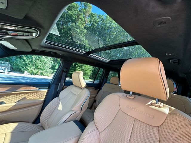 2025 Jeep Grand Cherokee L Summit Reserve photo 22