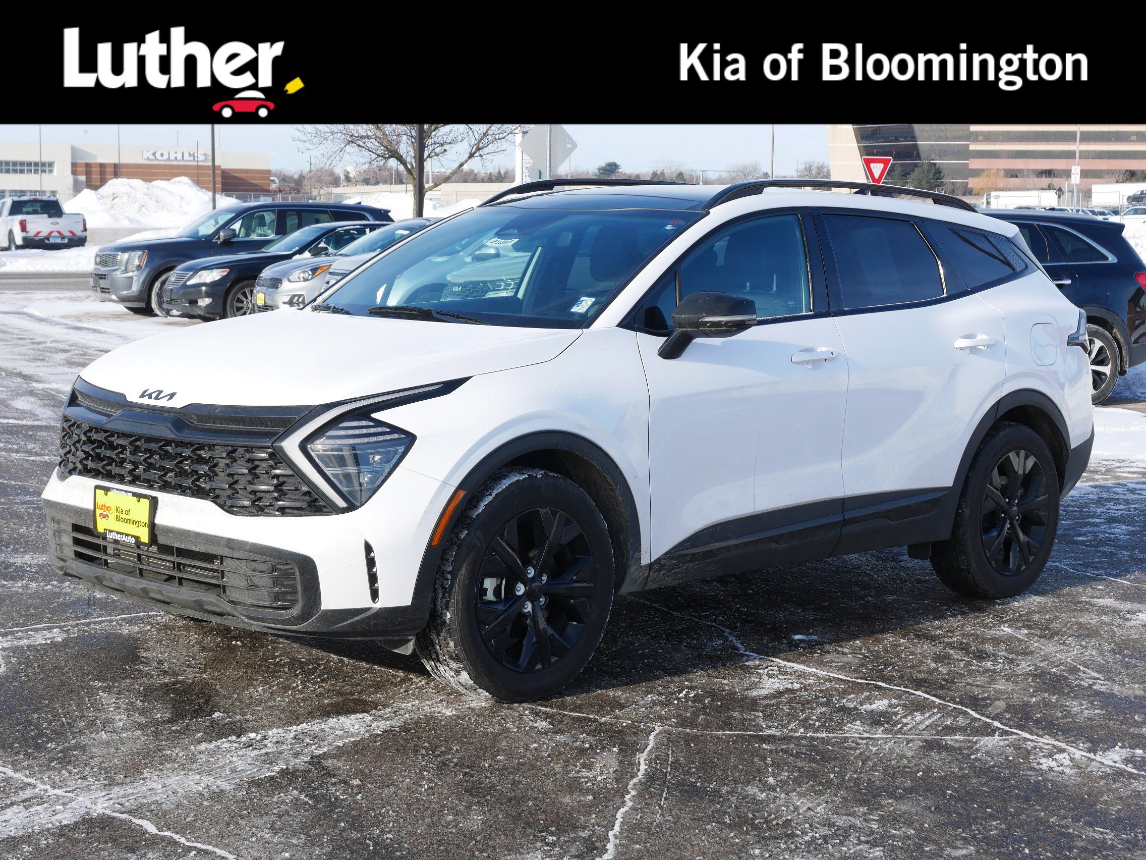 2025 Kia Sportage X-Line's photo