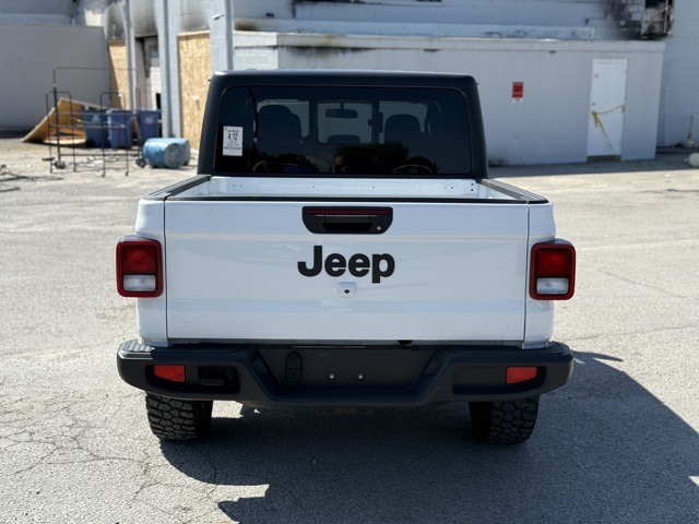 2022 Jeep Gladiator Willys photo 7