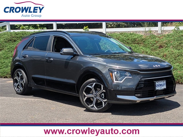 2025 Kia Niro EX Touring's photo