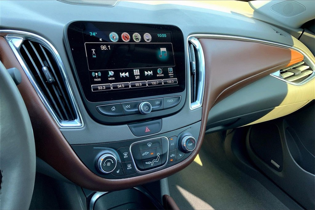 2018 Chevrolet Malibu 1LT photo 34