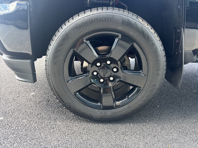 2017 Chevrolet Silverado 1500 Custom photo 7