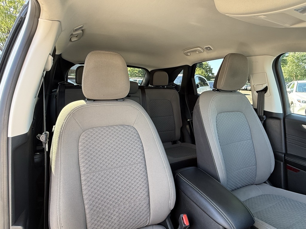 2022 Ford Escape SE photo 31