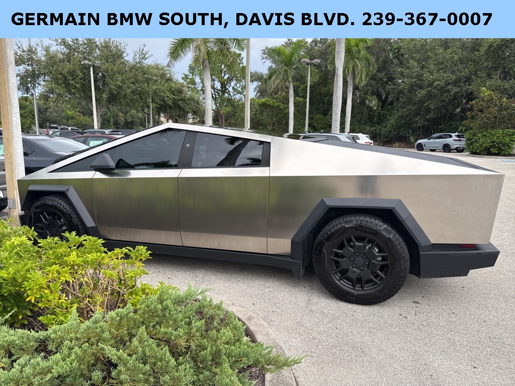 Used 2024 Tesla Cybertruck Base with VIN 7G2CEHED5RA010878 for sale in Northfield, Minnesota