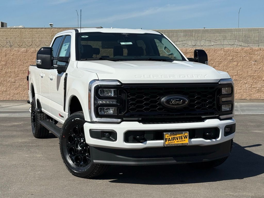 2026 Ford F-250 Lariat photo 2