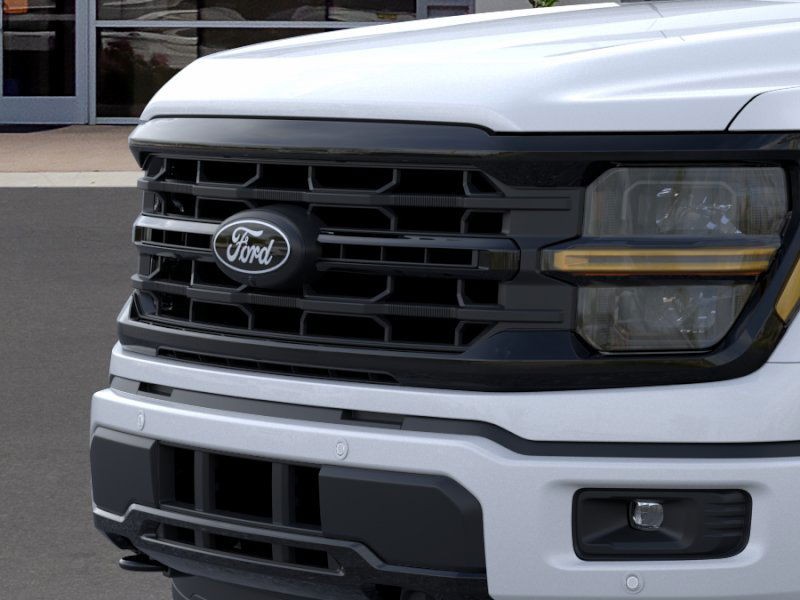 2025 Ford F-150 XLT photo 17