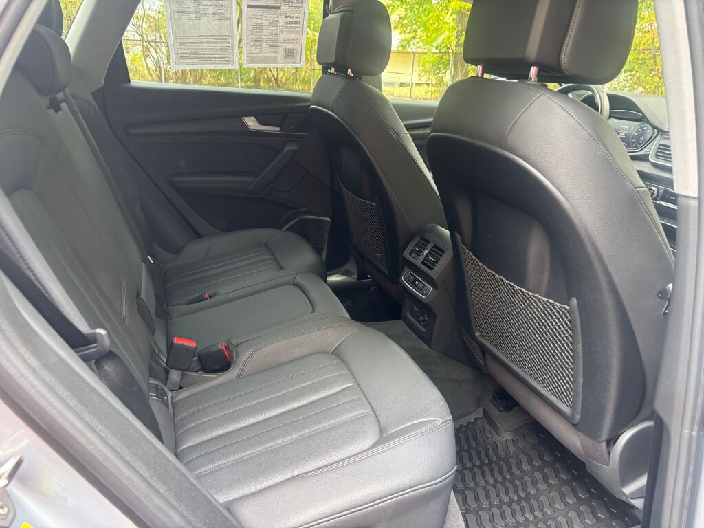 2020 Audi Q5 Premium Plus photo 16