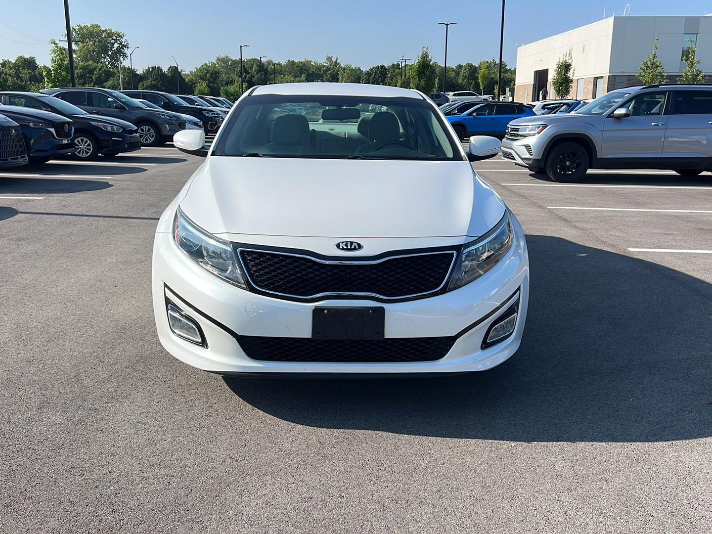 Used 2015 Kia Optima LX with VIN KNAGM4A77F5600352 for sale in Westerville, OH