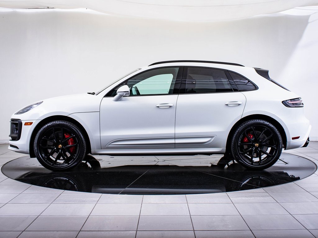 2023 Porsche Macan GTS photo 2